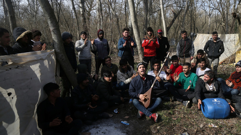 Более 130 тысяч беженцев пересекли границу Турции с Грецией