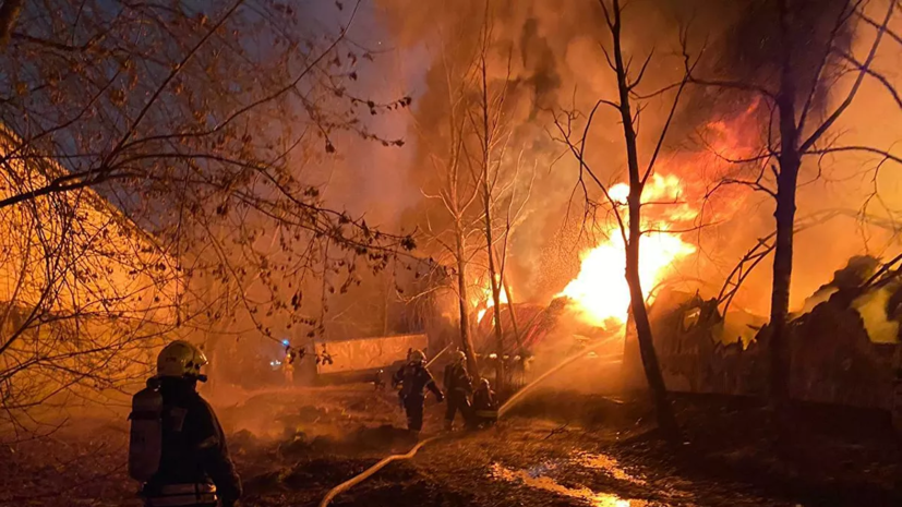 Пожар на складах с радиоэлектроникой в Новой Москве ликвидирован