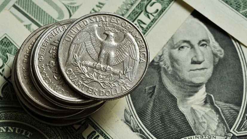 Пятничная передышка: курс доллара на Московской бирже опустился ниже 73 рублей