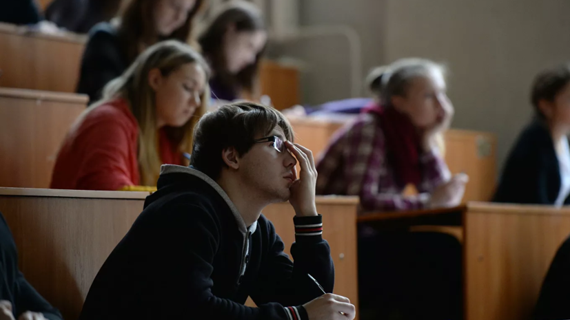 Краснодарские вузы начали переводить студентов на дистанционное обучение