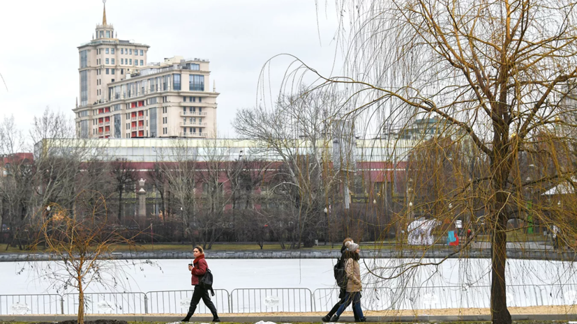 В парках Подмосковья введены меры по защите от коронавируса