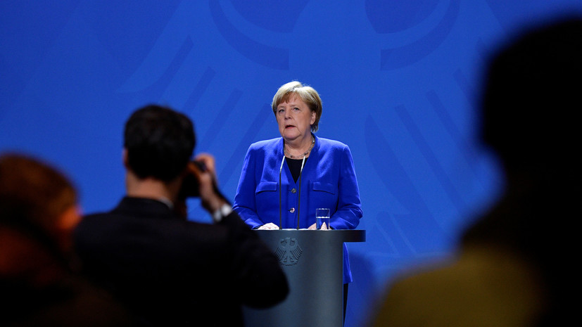 Меркель исключила риск дефицита наличной валюты в ФРГ из-за COVID-19