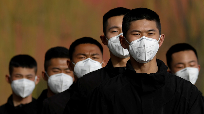 В Китае за сутки восемь человек скончались от коронавируса