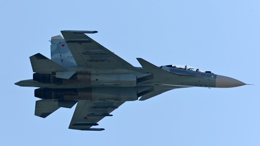 Российский Су-27 пропал с радаров над Чёрным морем