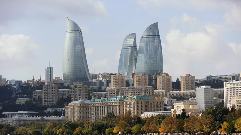 В Азербайджане ограничили возможность выходить из дома