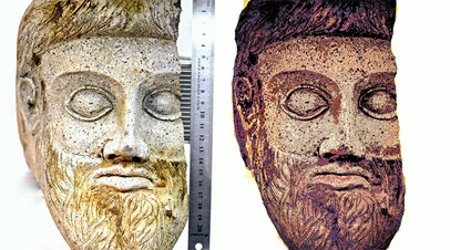 Графическая реконструкция окраски античной терракоты. Справа — реконструированный вариант