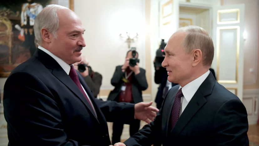 Путин поздравил Лукашенко с Днём единения народов России и Белоруссии