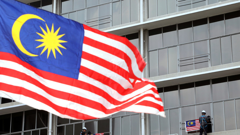 Около 340 россиян в Малайзии обратились в посольство за помощью