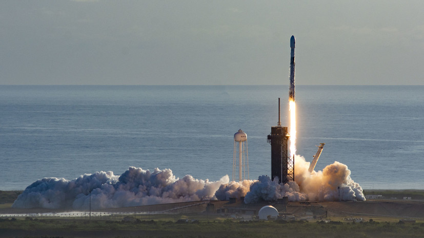 СМИ: SpaceX перенесла запуск Falcon 9 с 60 спутниками
