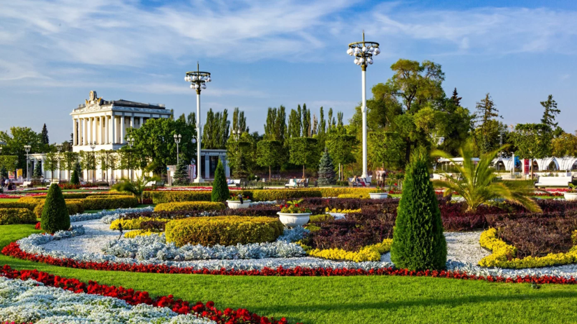 На ВДНХ планируют высадить более 800 тысяч цветов