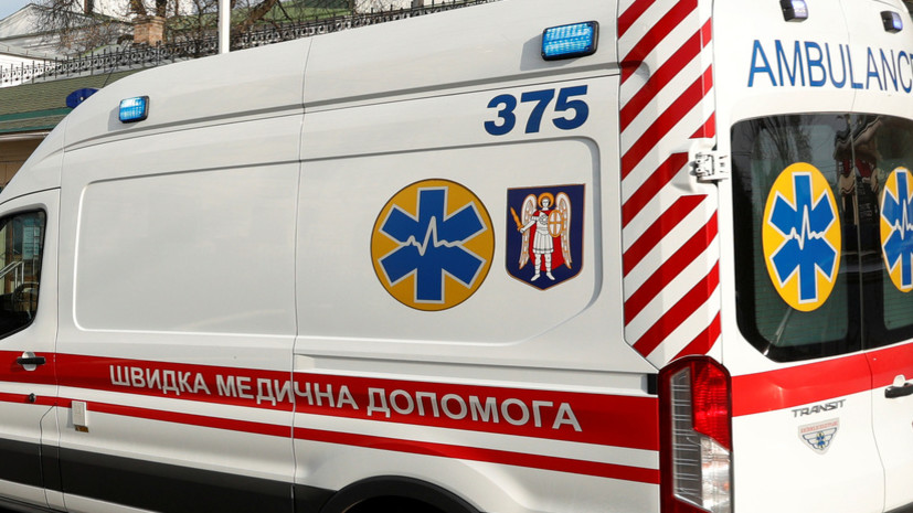 На западе Украины 14 работников роддома заразились коронавирусом