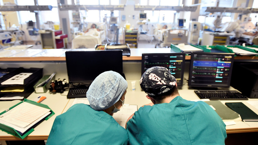 В Италии за сутки от коронавируса скончались 525 человек