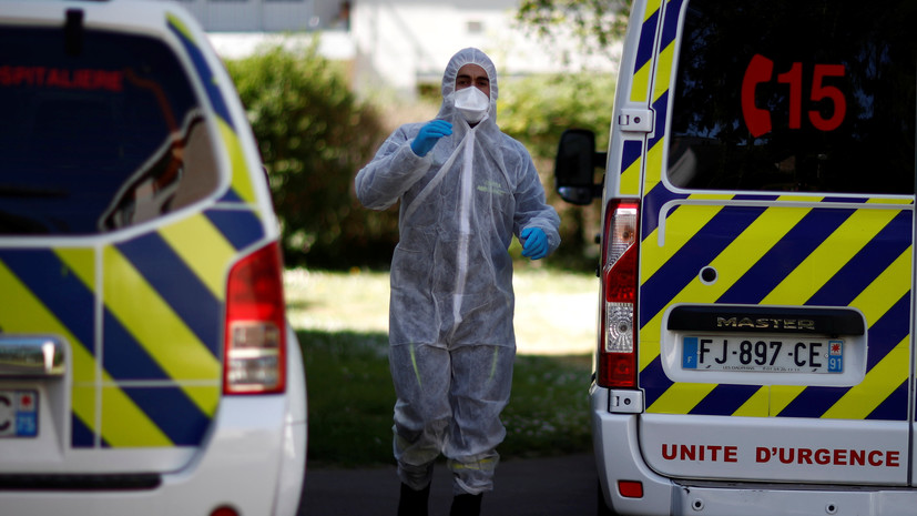 Во Франции за сутки скончались 395 человек с коронавирусом