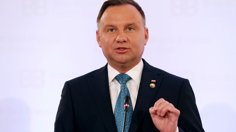 Дуда заявил о необходимости провести выборы президента Польши 10 мая