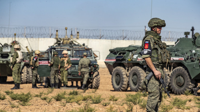 Российские и турецкие военные провели совместное патрулирование в САР