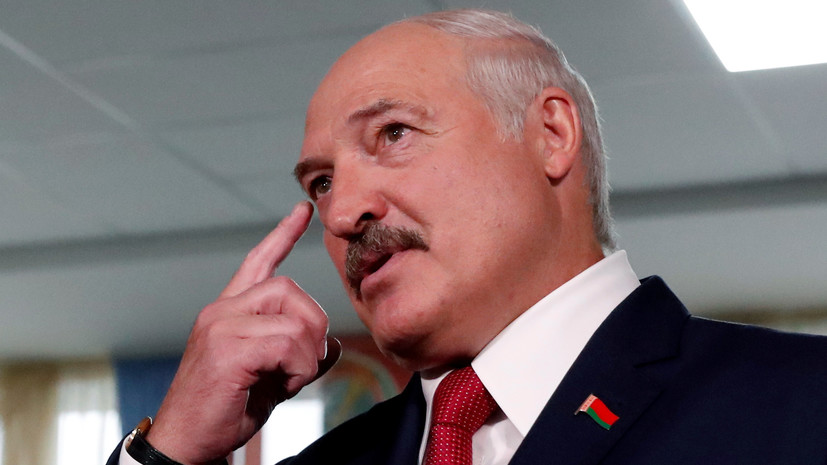 Лукашенко возмутился масками и антисептиками в школах