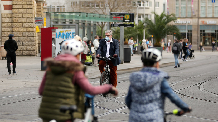 Число случаев заражения коронавирусом в ФРГ превысило 154 тысячи