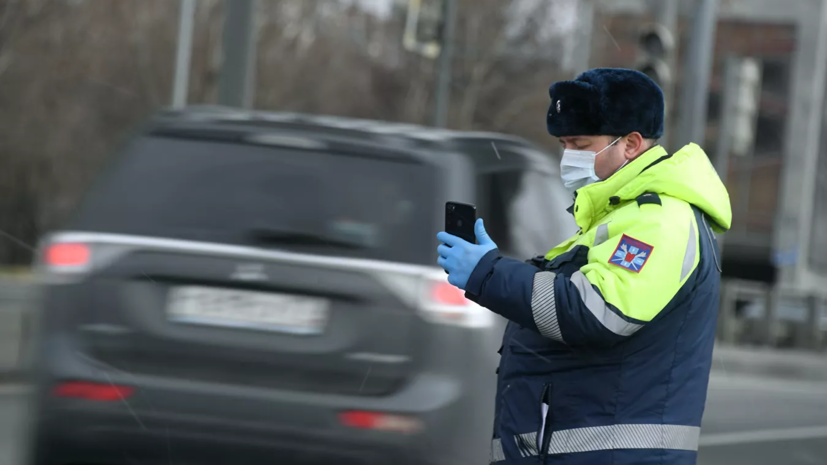 В Госдуму внесли законопроект о штрафах за езду на машине без пропуска