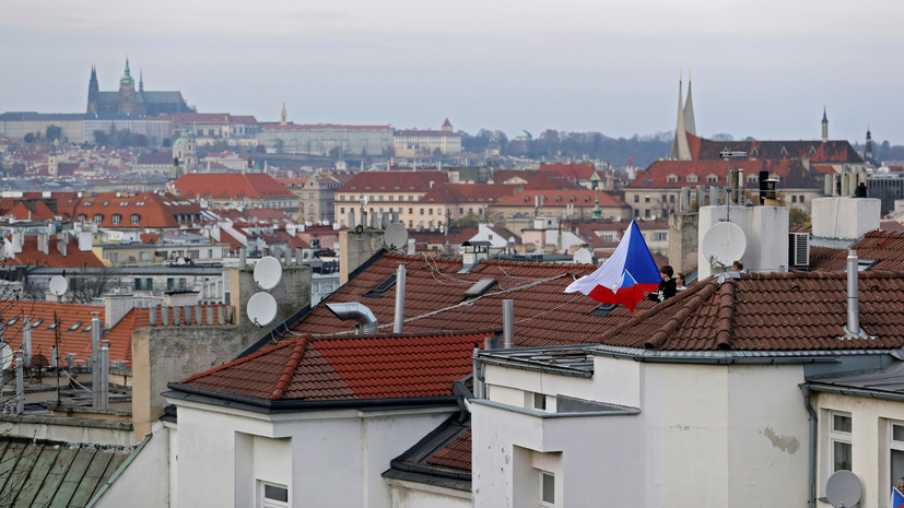 Премьер Чехии прокомментировал отношения с Россией