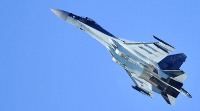 Российский многоцелевой истребитель Су-35