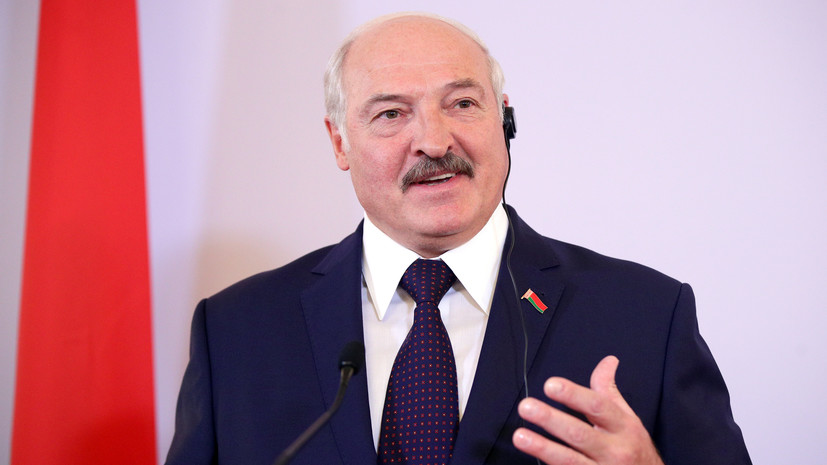 Лукашенко заявил о невозможности отмены парада Победы в Белоруссии