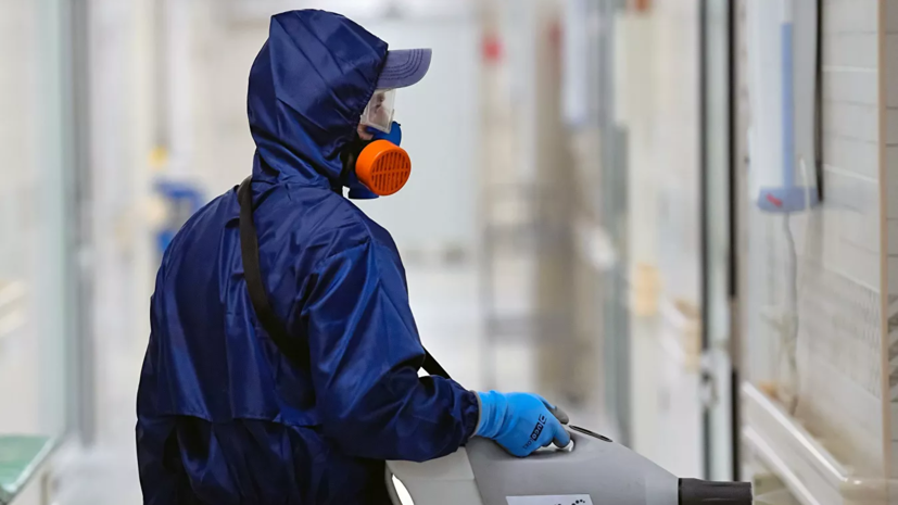 В МЧС рассказали о дезинфекции зданий транспортной инфраструктуры