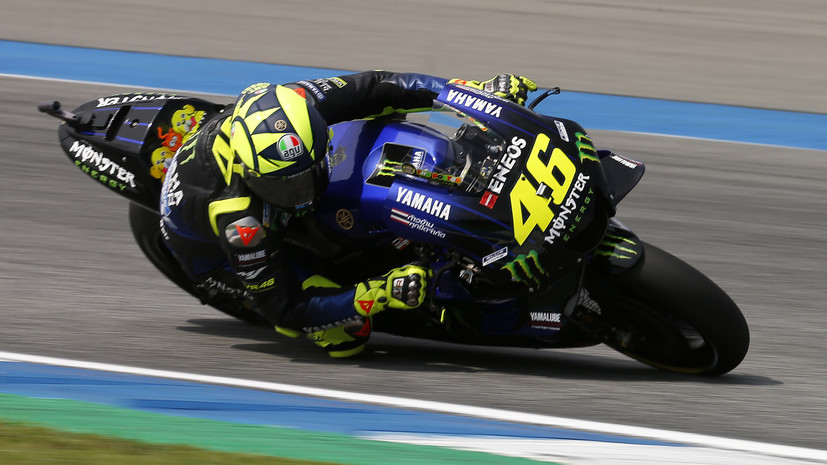 Отец Росси считает, что сын останется в MotoGP ещё на четыре года