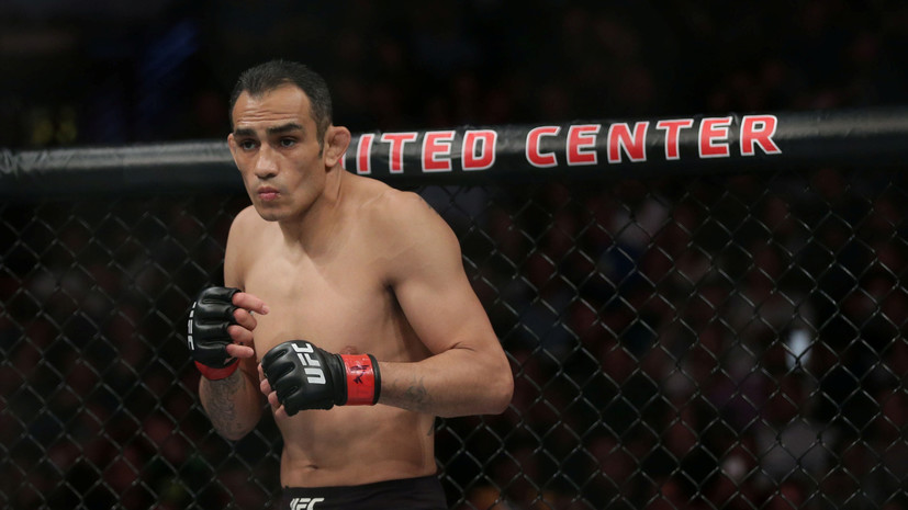 Фергюсон и Гэтжи показали одинаковый вес перед боем на турнире UFC 249