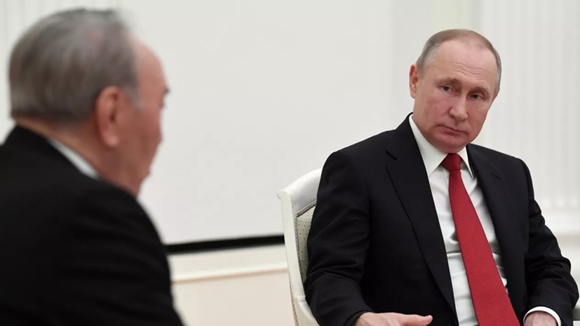 Путин и Назарбаев обсудили ситуацию с коронавирусом