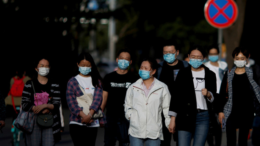 В Китае за сутки выявили 15 новых случаев заболевания COVID-19