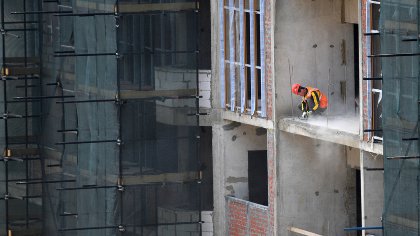 В Москве возобновили работу 460 строительных объектов