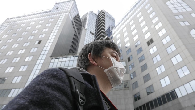 Собянин ответил на вопрос о ношении масок и перчаток на улице