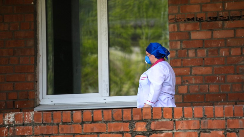 СК начал проверку из-за неполных выплат медикам в Алтайском крае