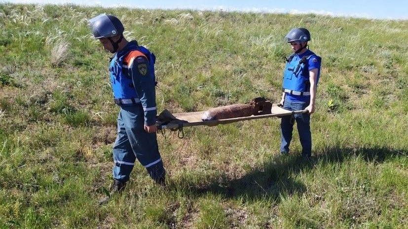 В Севастополе уничтожили сразу девять авиабомб времён войны