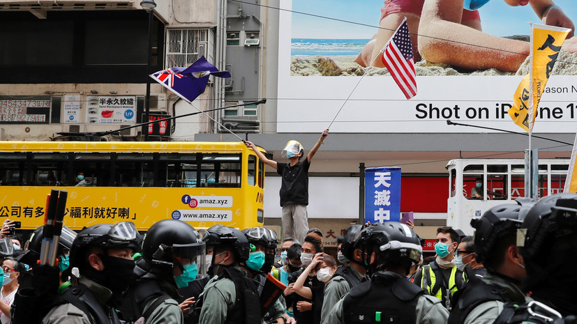 США и Великобритания призвали Китай соблюдать обязательства по Гонконгу