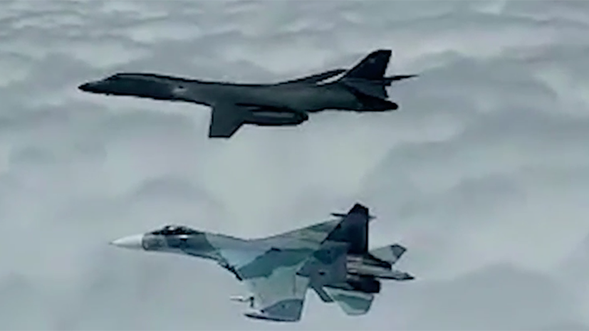 Над нейтральными водами Чёрного и Балтийского морей: российские истребители сопроводили американские бомбардировщики
