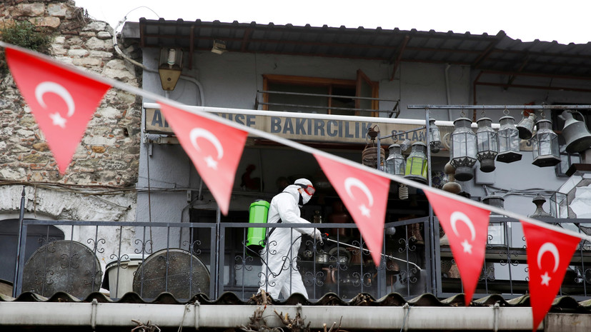 В Турции за сутки выявили 983 случая инфицирования коронавирусом