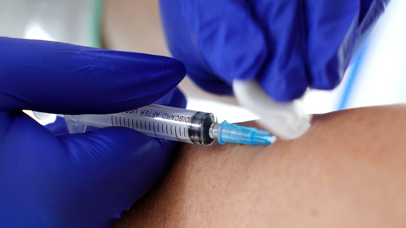 Добровольцы начали подготовку к испытанию вакцины от коронавируса