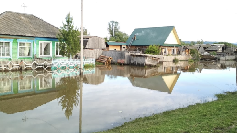 В Ермаковском районе из-за паводка объявили режим ЧС (видео)