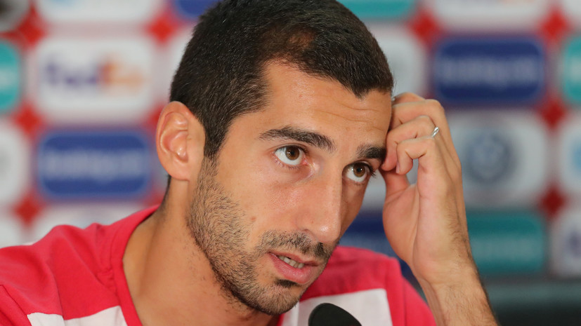 Источник: «Арсенал» заинтересован в обмене Мхитаряна на Клюйверта