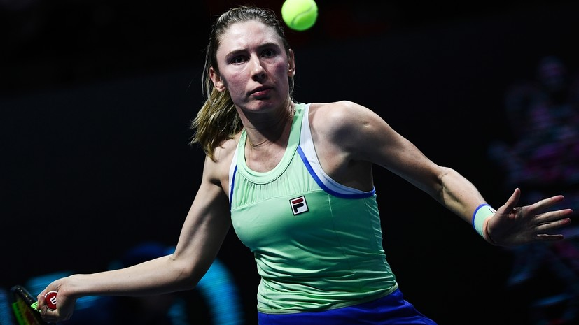 Александрова проиграла Мартинцовой на выставочном теннисном турнире в Чехии