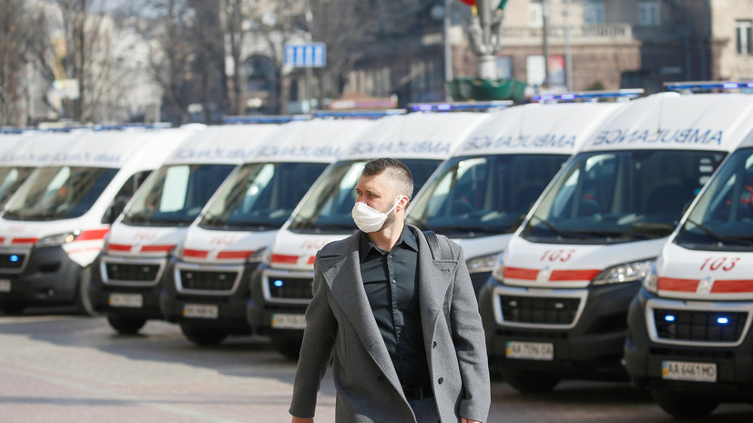 На Украине за сутки выявили 921 случай коронавируса
