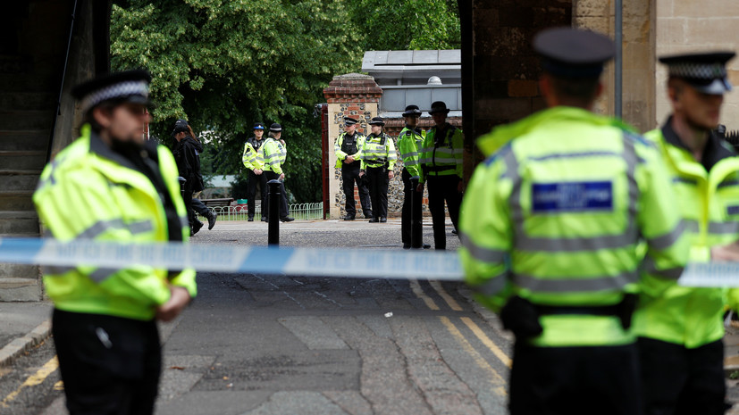 Британская полиция назвала нападение с ножом в Рединге терактом