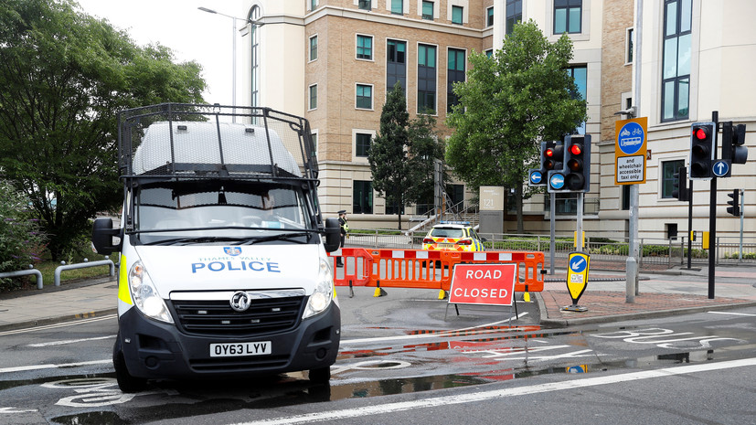 В Британии рассказали о напавшем на людей в Рединге