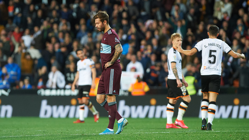 СМИ: «Сельта» предложила «Локомотиву» €6 млн за Смолова