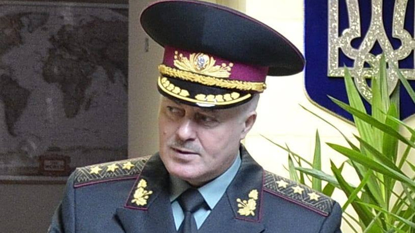 Экс-начальнику Генштаба Украины сообщили о подозрении в госизмене