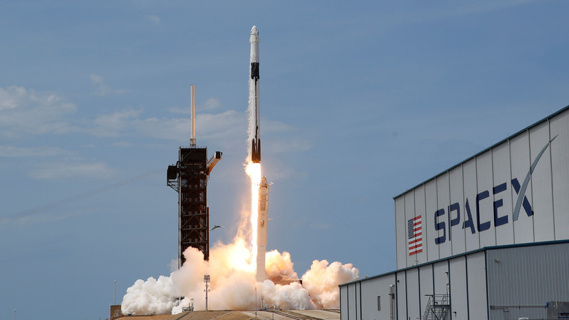 Ракета Falcon 9 с навигационным спутником стартовала с мыса Канаверал