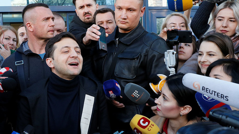 «Кнут для независимой журналистики»: как на Украине пытаются ужесточить контроль над СМИ