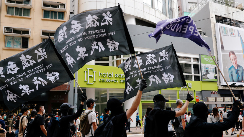 США примут новые меры против КНР из-за «аннексированного Гонконга»
