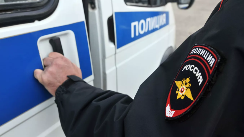 В Петербурге неизвестный с оружием ограбил банк